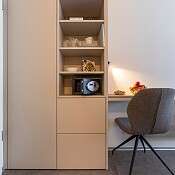 Zum Zoo 20 Studio Schrank